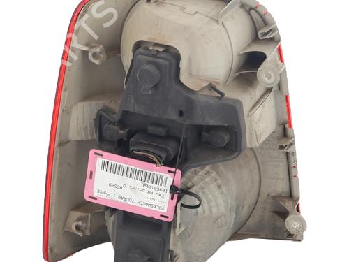 Right taillight VW TOURAN (1T1, 1T2) 1.9 TDI | BP27636889C35