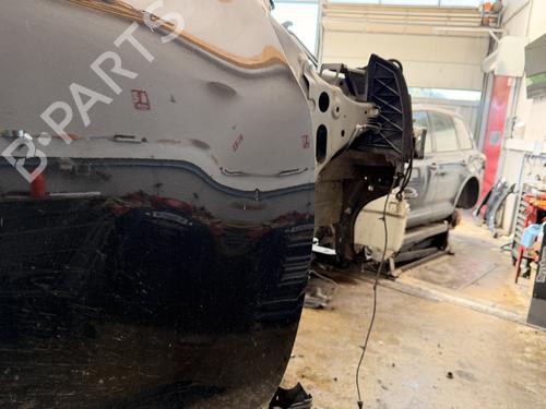 Used Right front door Right front door 36801728 36801728