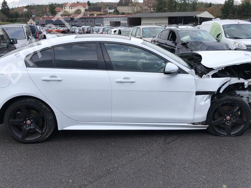 AdBlue-tank JAGUAR XE (X760) 2.0 D AWD | BP29474429M85 - Image 3