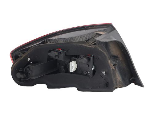 Used Right taillight Right taillight PEUGEOT 407 (6D_) 1.6 HDi 110 (6D9HZC, 6D9HYC) (109 hp) 29255287 29255287