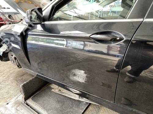 Used Left front door Left front door BMW 5 Touring (F11) 530 d xDrive (258 hp) 25923156 25923156