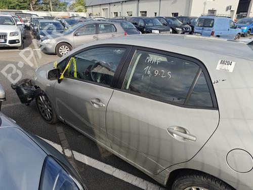 Used Parts TOYOTA AURIS (_E15_)  2.0 D-4D (ADE150_, ADE150R)  4420809