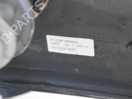 Used Right mirror PEUGEOT 206+ (2L_, 2M_) 1.1 (60 hp) 18171457