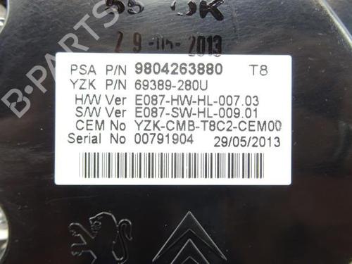 Used Instrument cluster PEUGEOT 5008 (0U_, 0E_) 1.6 HDi (114 hp) 18181887