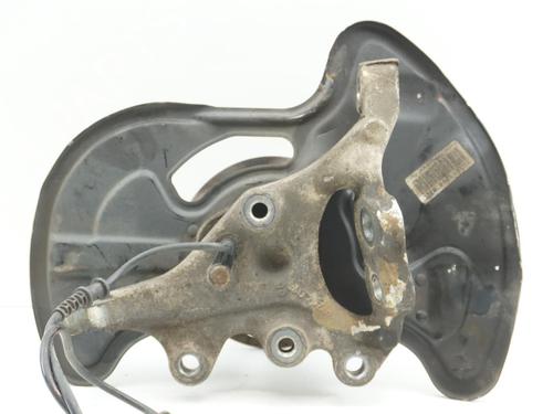 Used Left front steering knuckle MERCEDES-BENZ C-CLASS (W204) C 250 CDI (204.003) (204 hp) 18194581