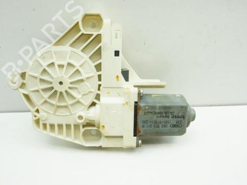 Used Left rear window motor Left rear window motor SKODA SUPERB II (3T4) 1.8 TSI (160 hp) 18189081 18189081