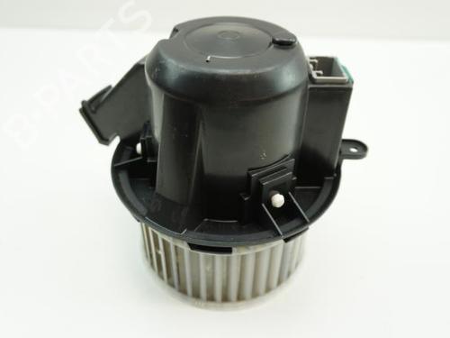 Used Heater blower motor Heater blower motor RENAULT TWINGO III (BCM_, BCA_) 1.0 SCe 70 (BCMB) (69 hp) 18193048 18193048