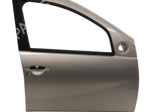 Used Right front door DACIA SANDERO 1.5 dCi (68 hp) 19681576