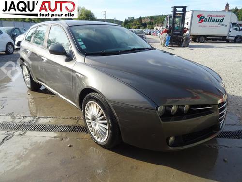 Left headlight ALFA ROMEO 159 Sportwagon (939_) 2.4 JTDM (939.BXM1B) | BP18179453C28 