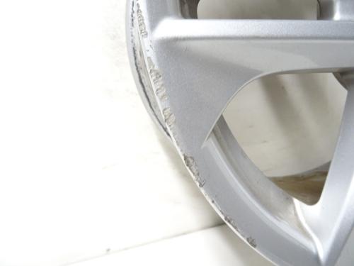 rim-toyota-corolla-hatchback-_e21_-_ea1_-_eh1_-2018-29115171 main image