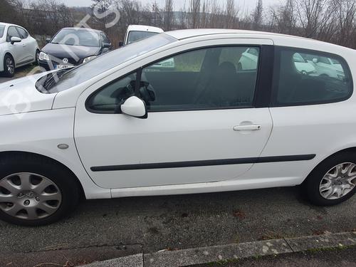 Venstre forlygte PEUGEOT 307 (3A/C) 2.0 HDi 110 | BP28162043C28 