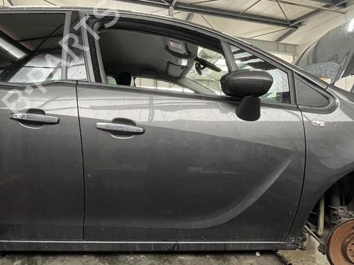 Used Right front door OPEL MERIVA B MPV (S10) 1.7 CDTI (75) (110 hp) 22642574