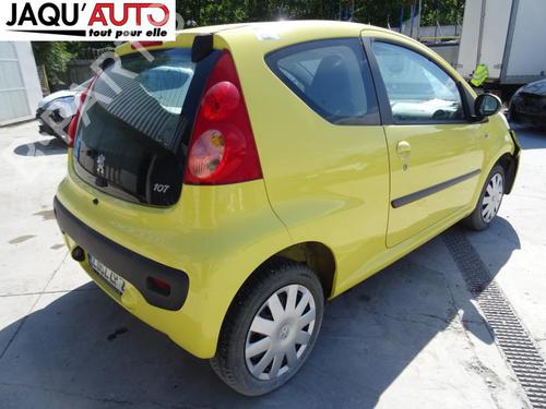 Right taillight PEUGEOT 107 (PM_, PN_) 1.0 | BP18190292C35