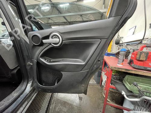 Bageste højre beklædning FIAT 500X (334_) 1.6 D Multijet (334AXA1B, 334AXA11) (120 hp) 30484557