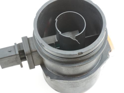 mass-air-flow-sensor-bmw-3-e90-320-d-13628509724-2004-2005-2006-2007-2008-2009-2010-2011-2012-18188527 main image