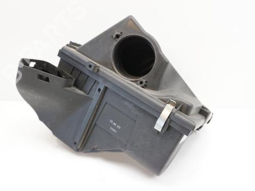 Used Air filter box BMW 3 (E90) 318 d (143 hp) 18181115