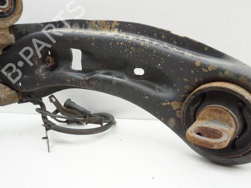 Used Left rear steering knuckle FIAT FREEMONT (345_) 2.0 JTD (140 hp) 18189260