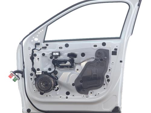 Used Right front door Right front door 38293789 38293789