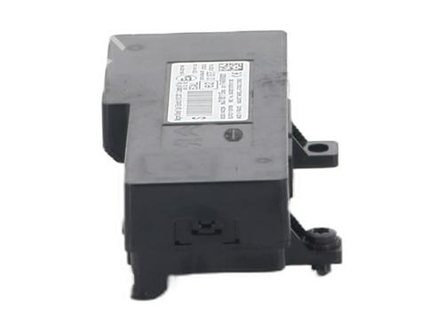 electronic-module-peugeot-2008-i-cu_-2013-33014689 main image