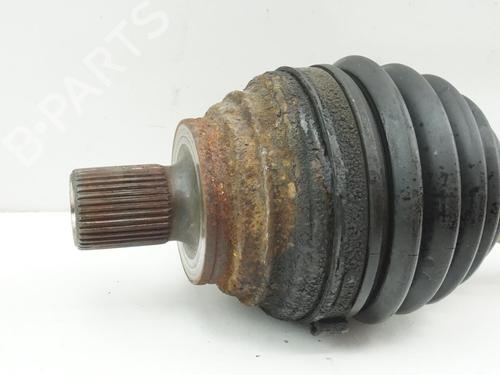 Used Left front driveshaft VW GOLF VI (5K1) 1.4 TSI (122 hp) 18179992