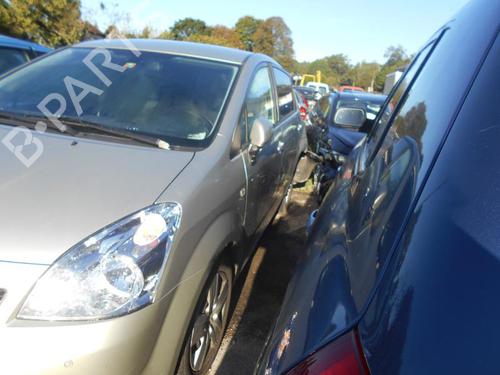 Left headlight TOYOTA COROLLA Verso (ZER_, ZZE12_, R1_) 2.2 D-4D (AUR10_, AUR10R) | BP18174537C28 