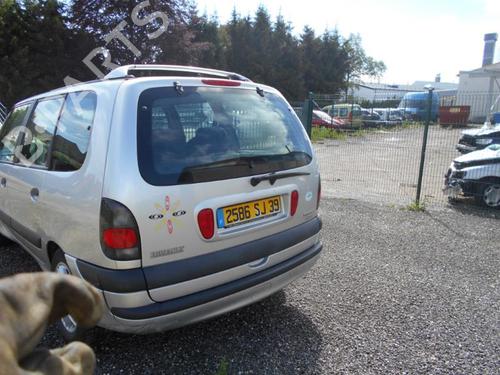 Left headlight RENAULT ESPACE III (JE0_) 2.2 dCi (JE0K) | BP18193992C28 