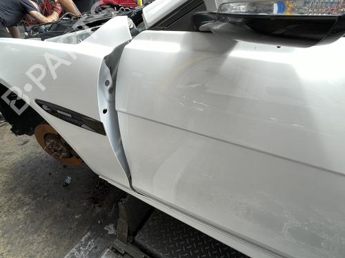 Used Left front door Left front door JAGUAR XE (X760) 2.0 D AWD (180 hp) 28089843 28089843