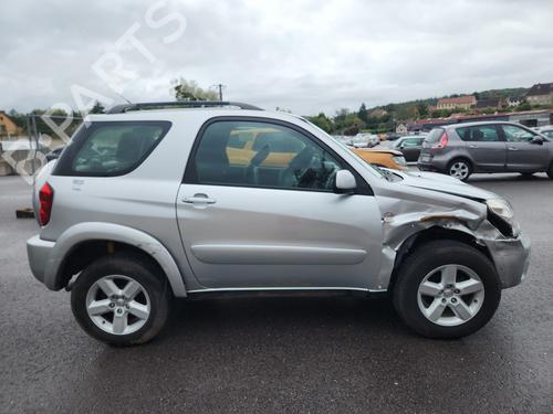 Used Rear right wheel arch trim TOYOTA RAV 4 II (_A2_) 2.0 D 4WD (CLA20_, CLA21_, CLA20R, CLA21R) (116 hp) 29838398