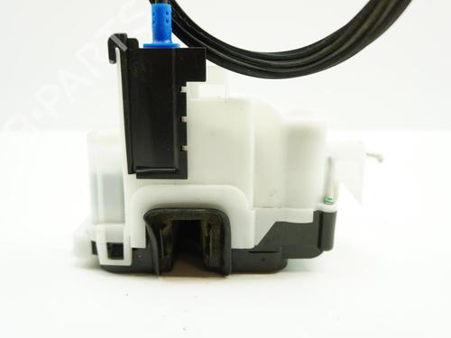 Used Front left lock FIAT PUNTO (188_) 1.9 JTD (86 hp) 18196424