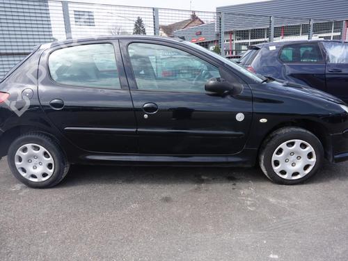 Venstre fortil invendig håndtag PEUGEOT 206 Hatchback (2A/C) 1.4 HDi eco 70 | BP20483740I13 