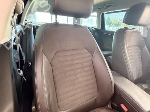 Used Right front seat Right front seat 39527572 39527572
