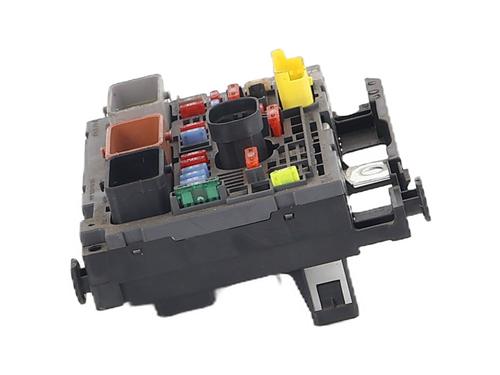 Used Fuse box Fuse box 29028487 29028487