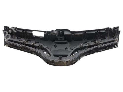 Used Grille Grille 39214026 39214026