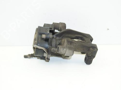 Used Left rear brake caliper Left rear brake caliper BMW 2 Gran Tourer (F46) 216 d (116 hp) 18186686 18186686