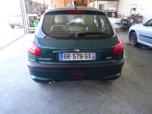Venstre  foran tåkelykt PEUGEOT 206 Hatchback (2A/C) 1.4 i | BP18197533C30 