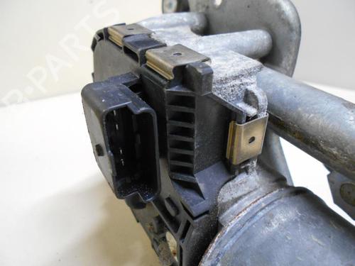 Used Front wiper motor PEUGEOT 407 (6D_) 2.0 HDi 135 (6DRHRH, 6DRHRE, 6DRHRG, 6DRHRJ) (136 hp) 18194000