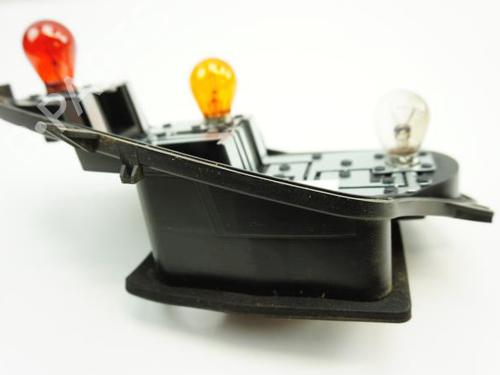 Used Lamp holder Lamp holder CITROËN C3 II (SC_) 1.0 VTi 68 (68 hp) 22072203 22072203