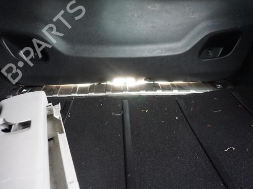 - Image 4