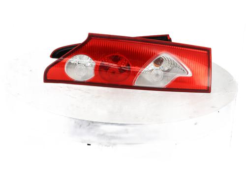 Used Left taillight Left taillight RENAULT KANGOO / GRAND KANGOO II (KW0/1_) 1.6 16V FLEX (KW01) (106 hp) 19730895 19730895