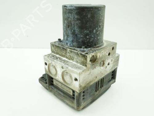 Used ABS pump BMW 6 Coupe (F13) 640 i (320 hp) 18175374