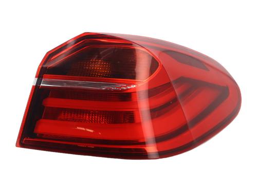 Højre baglygte BMW X4 (F26) xDrive 20 d (190 hp) 31378928