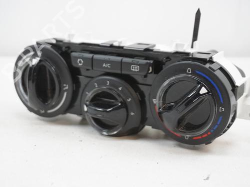 Climate control PEUGEOT 208 I (CA_, CC_) 1.2 PureTech 82 | BP19801682I5 