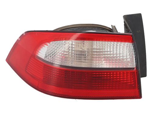 Used Left taillight RENAULT LAGUNA II (BG0/1_) 2.0 16V Turbo (BG0S, BG1L, BG1M) (163 hp) 22557451