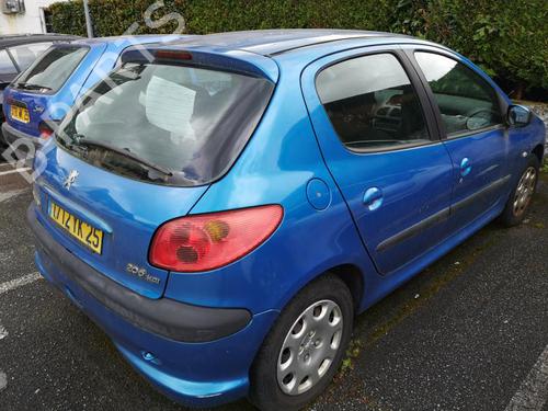 Fuse box PEUGEOT 206 Hatchback (2A/C) 2.0 HDI 90 | BP18186264E1 