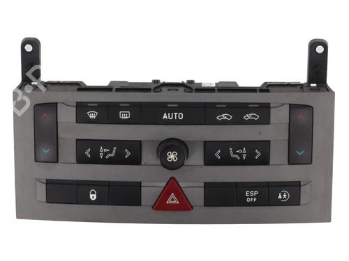 Used Climate control Climate control PEUGEOT 407 SW (6E_, 6D_) 2.0 HDi 135 (136 hp) 30106634 30106634