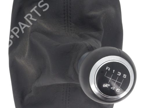 Used Shift knob Shift knob AUDI A3 Sportback (8VA, 8VF) 1.4 TFSI (122 hp) 33995015 33995015