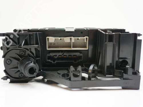 Used Climate control Climate control SEAT LEON (1P1) 1.9 TDI (105 hp) 18196129 18196129