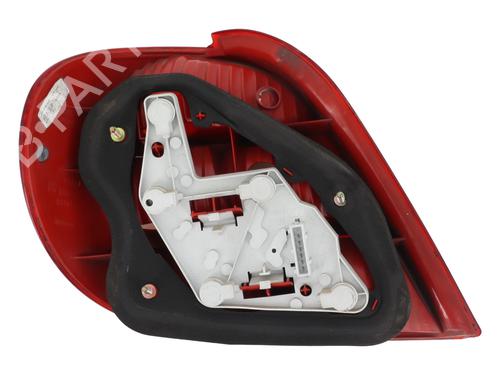 Feu arrière droit TOYOTA AVENSIS Liftback (_T22_) 1.6 VVT-i (ZZT220_, ZZT220R) | BP30618536C35 