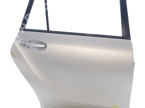 Porte arrière gauche TOYOTA VERSO (_R2_) 2.0 D-4D (AUR20_, AUR20R) (126 hp) 29935317