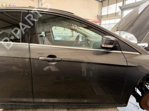 Used Right front door Right front door 37401599 37401599
